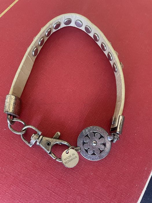 Zgardă interesantă