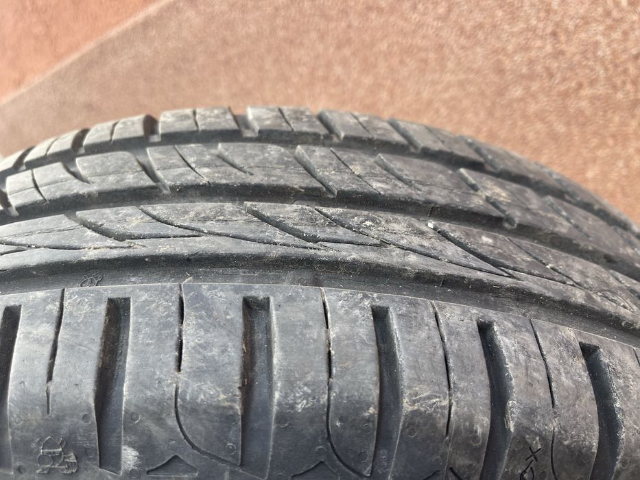 Anvelope vara 185/65/R15 ca noi 7mm cauciucuri
