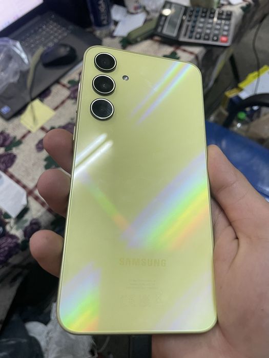 se vinde samsung a35 5g