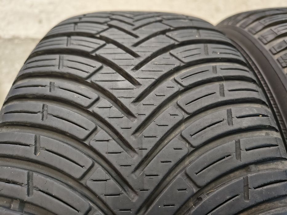 Всесезонни гуми Kleber Quadraxer 3 215 55 17