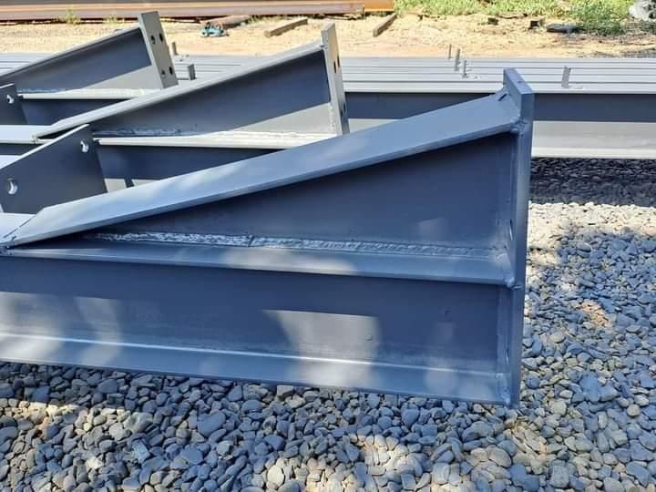 Vand structuri metalice