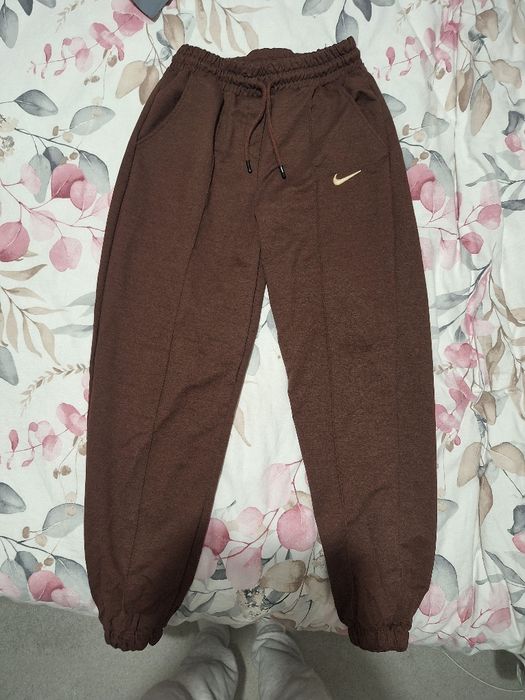 Nike долнище ХС 35 лв