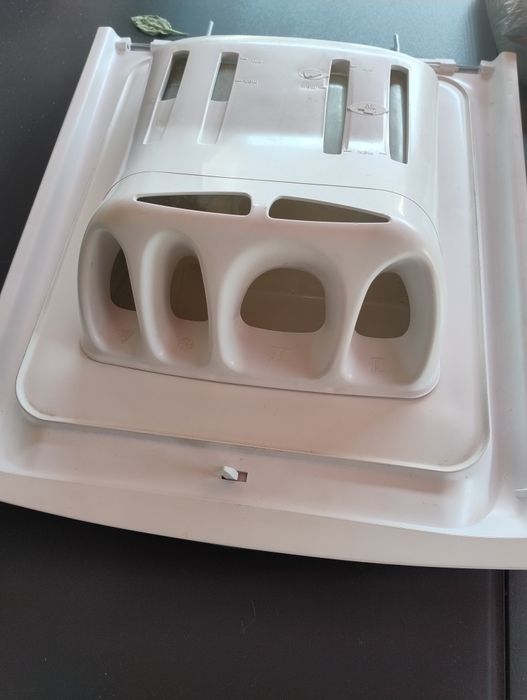 Vând ușă de mașină spalat