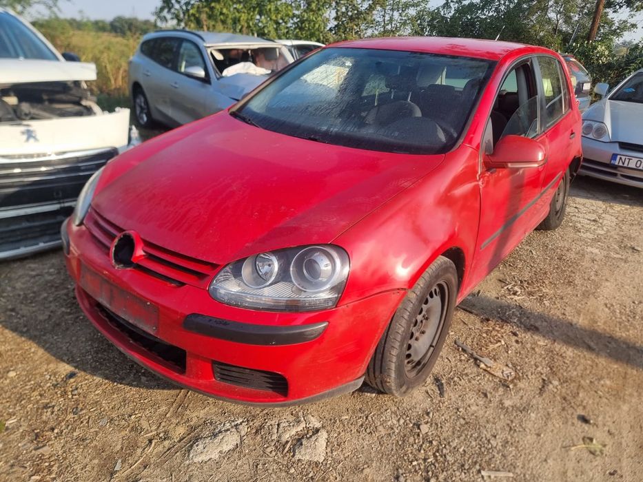 Dezmembrez Volkswagen Golf - 5 (2003 - 2009), 1.9 tdi BLS, manual, BLS, JCR