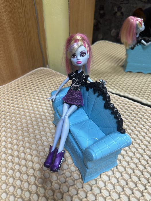 Продам куклу монстр хай!