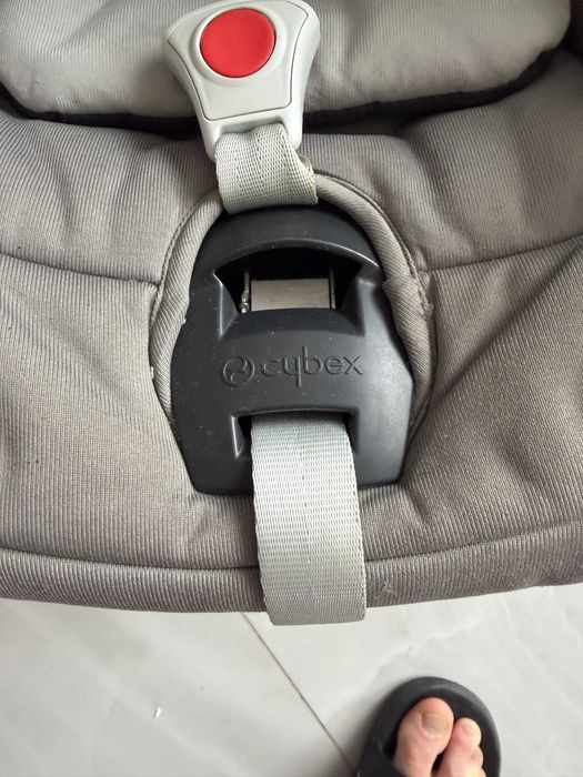Scoica (Scaun) de masina cu izaofix bebelusi cybex