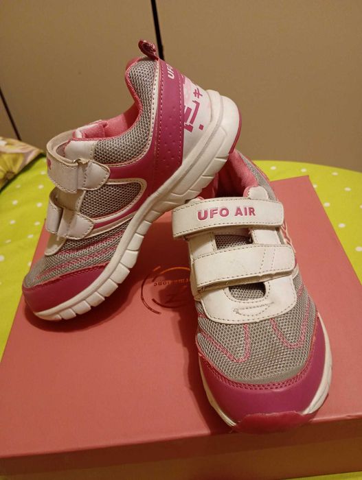 Adidași de fete nr.34