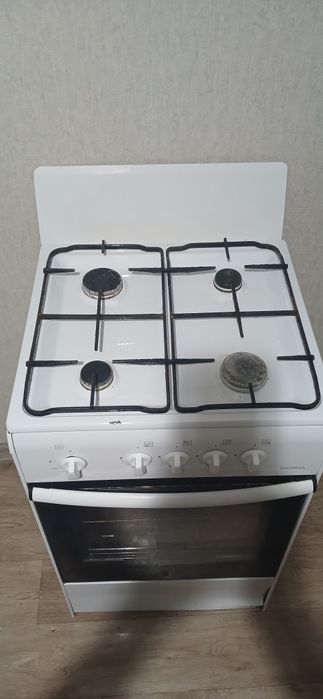 Продам газ плиту