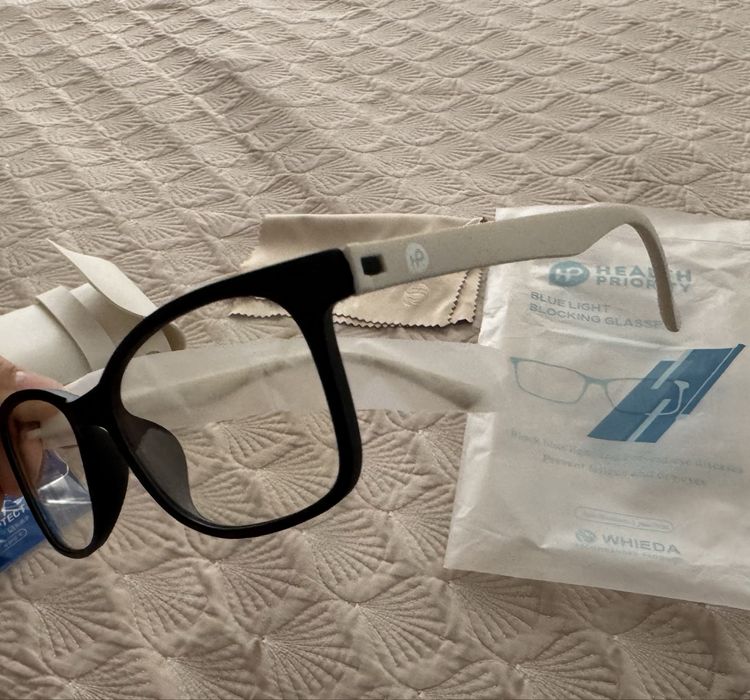 Графеновые очки Whieda