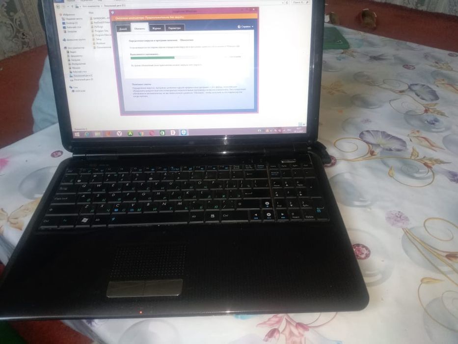 Ноутбук Асус продам