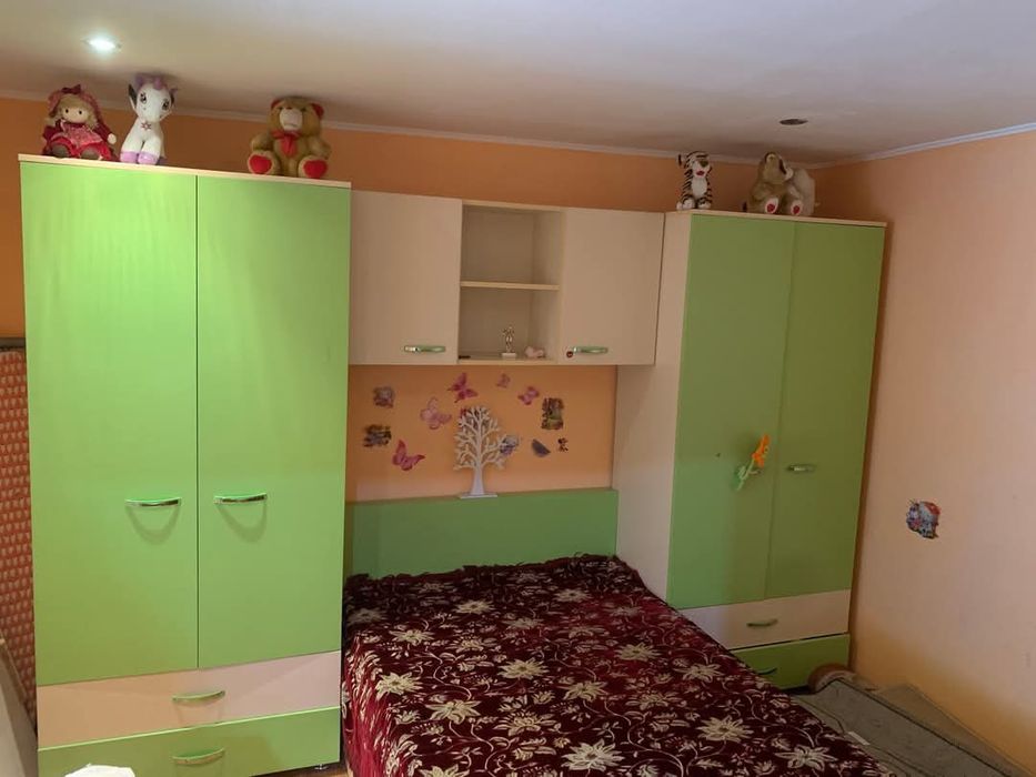 Vând dormitor tineret sau copii