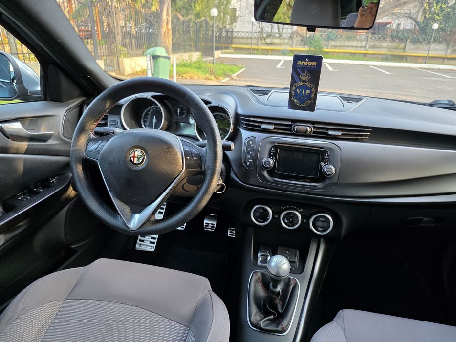 De vânzare Alfa Romeo Giulietta 2014 EURO 5