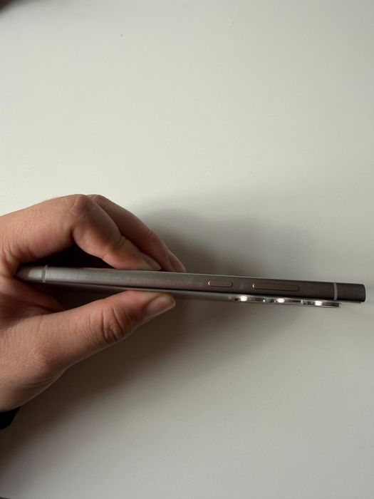 В продаже Samsung s24 ultra 512GB