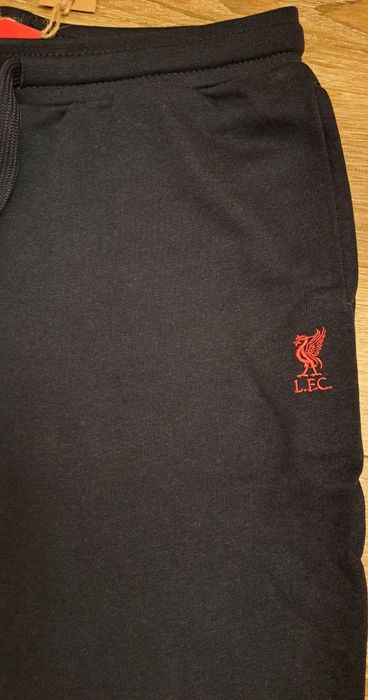 Оригинален анцуг на Liverpool