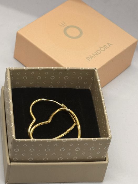 Пандора обеци Pandora
