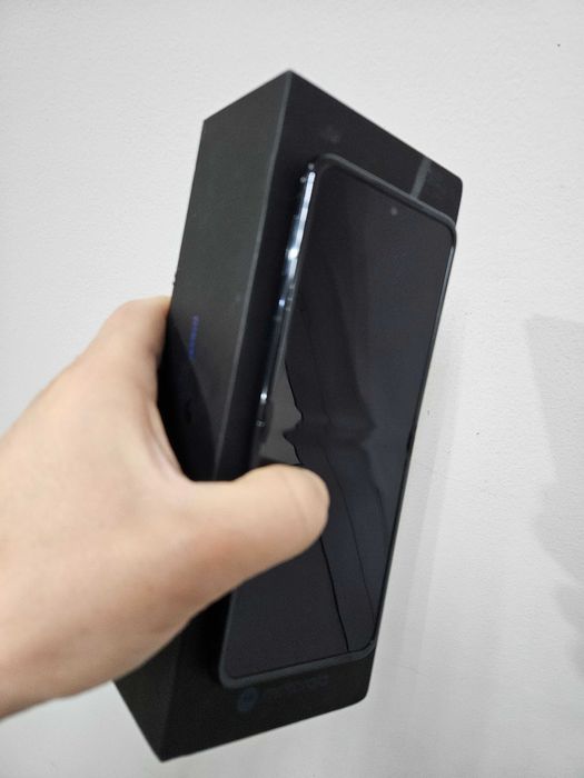 Motorola razr 50ultra, 512 gb, 12 gb, impecabil la cutie.