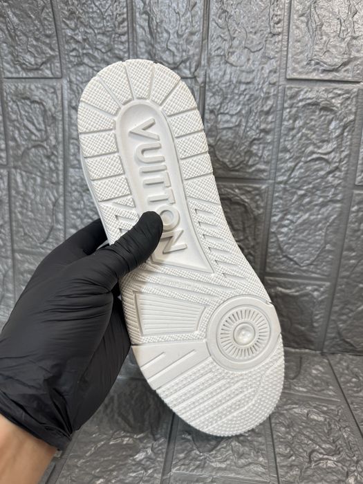 Louis Vuitton Alb Premium Pk