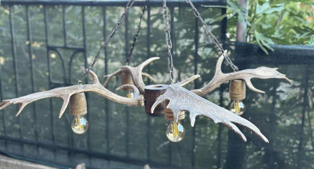 Ръчно направен полилеи от Еленски рога