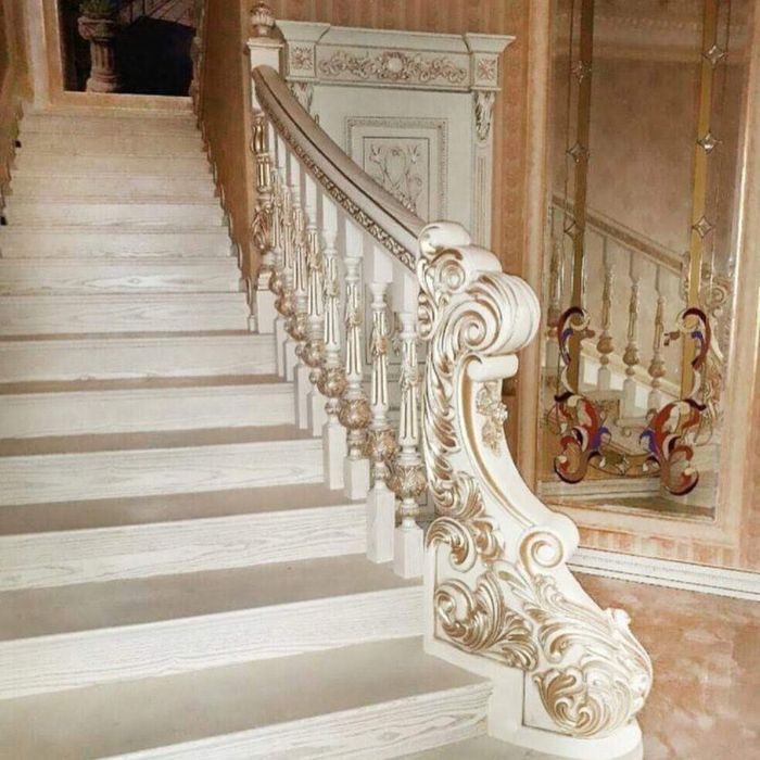 Лестницы из дерево и метала