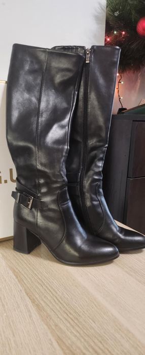 Ботуши еко кожа номер 36