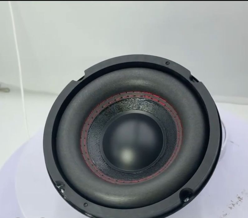 Басови високоговорители