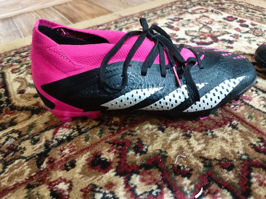 Бутцы предатор адидас