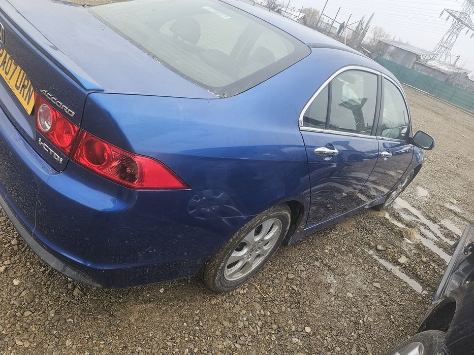 Dezmembrez HONDA ACCORD 2.2 i-ctdi Piese