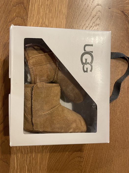 Бебешки боти Ugg