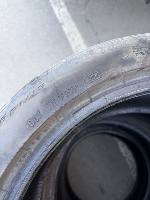 Continental ExtremeContact Sport AllSeason