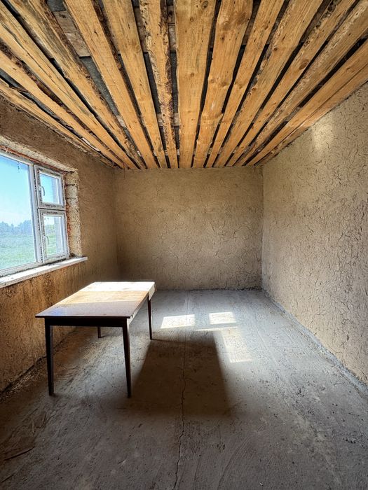 Участок с  черновым домом