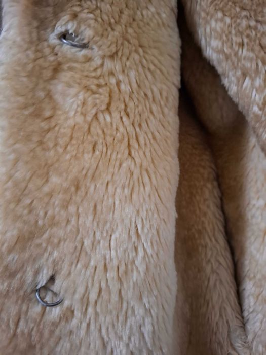 Дамски кожух от естествена кожа с качулка, размер М