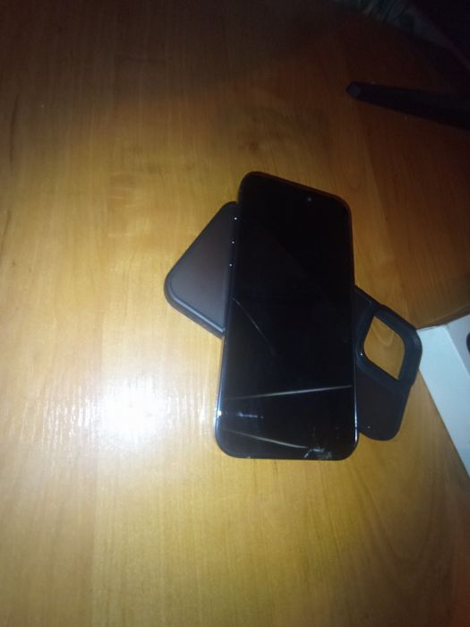 Продам айфон 15 про макс