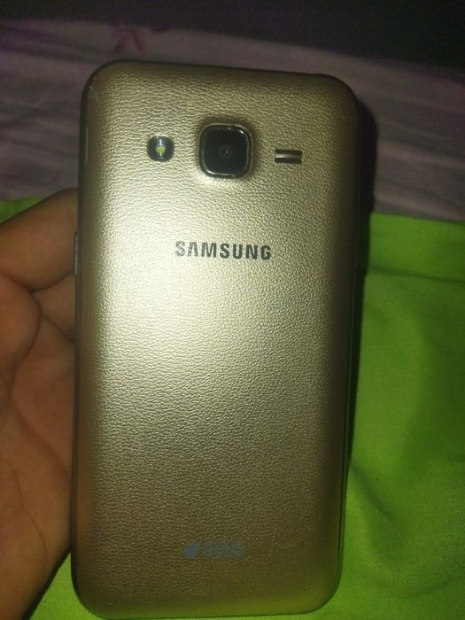 Samsung galaxy J2 срочно!!! Возможен торг