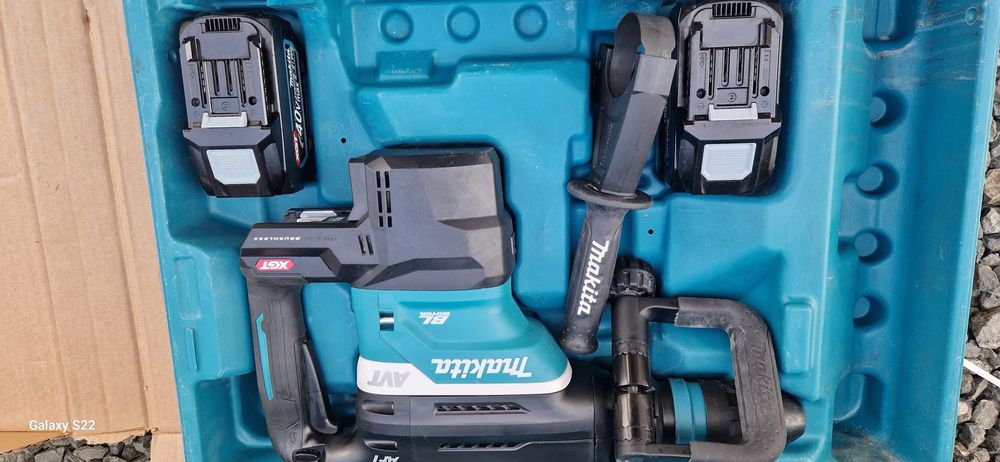 Makita rotopercutor pe acumulator