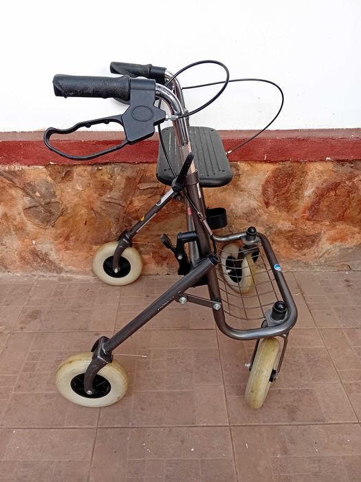 Rolator pliabil max 120 kg