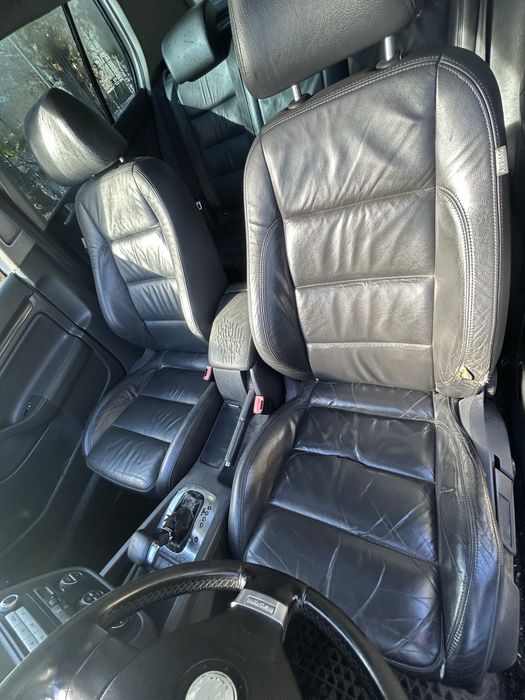 Голф 5 1,9тди БЛС 105кс на части/VW golf 5 1,9tdi BLS 105ks na chasti