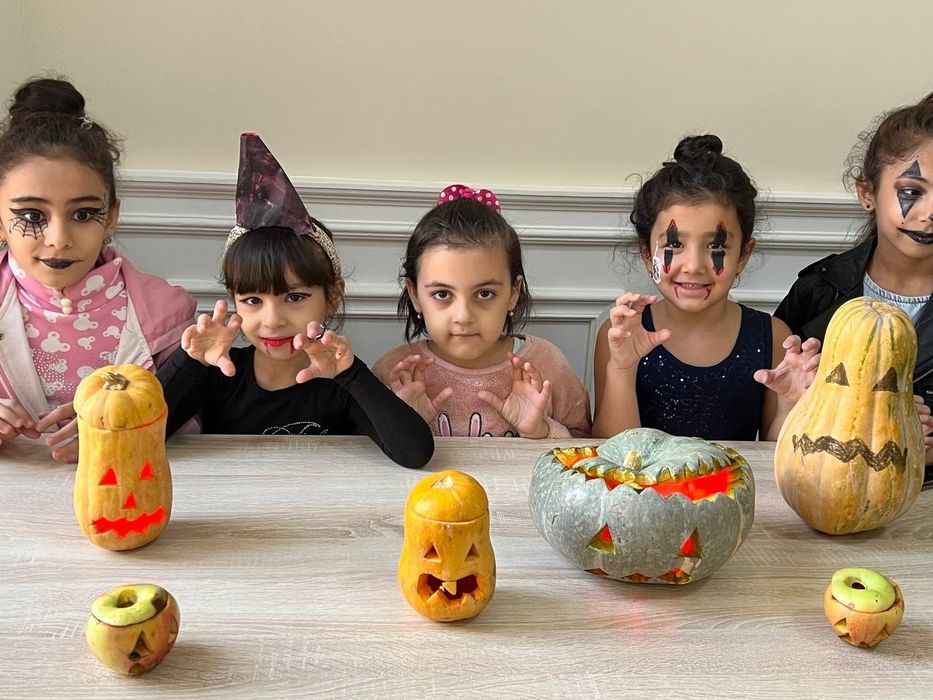 Репетитор английского языка и начальных классов