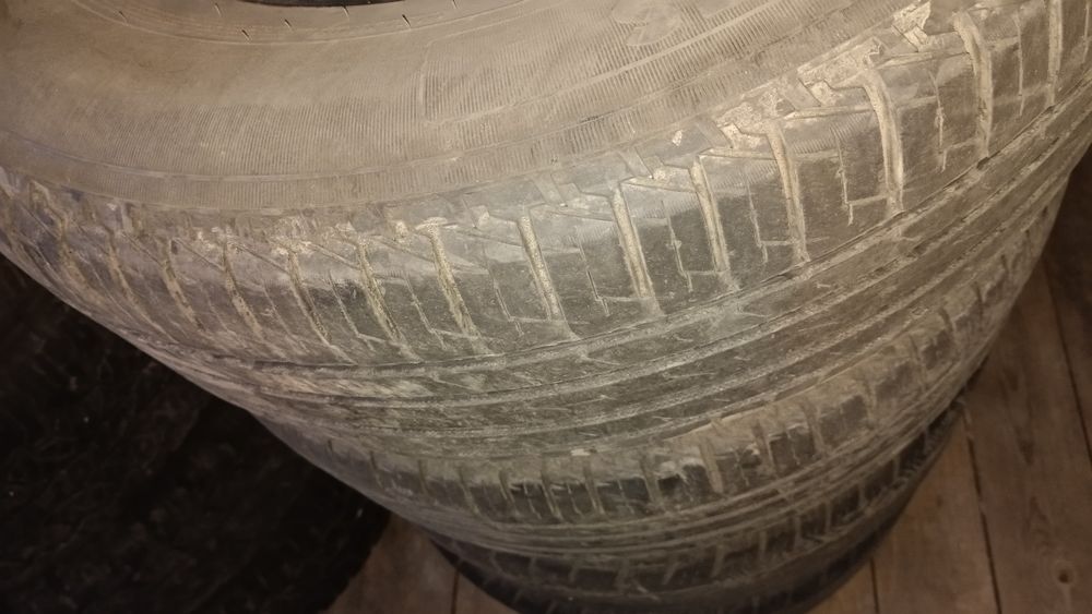 Продам Комплект Шины