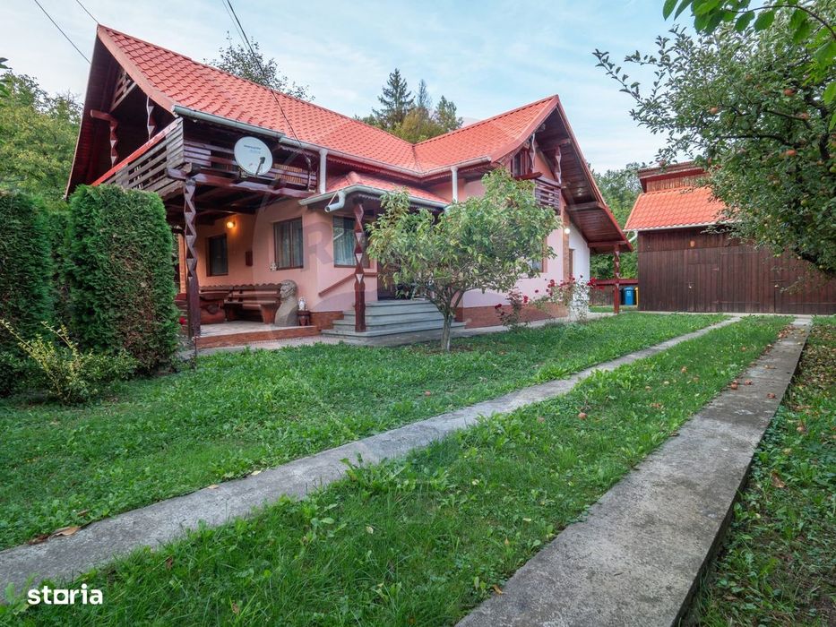Casă / Vilă deosebită în SUCEVIȚA