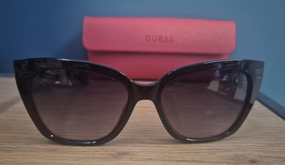 Дамски очила Guess