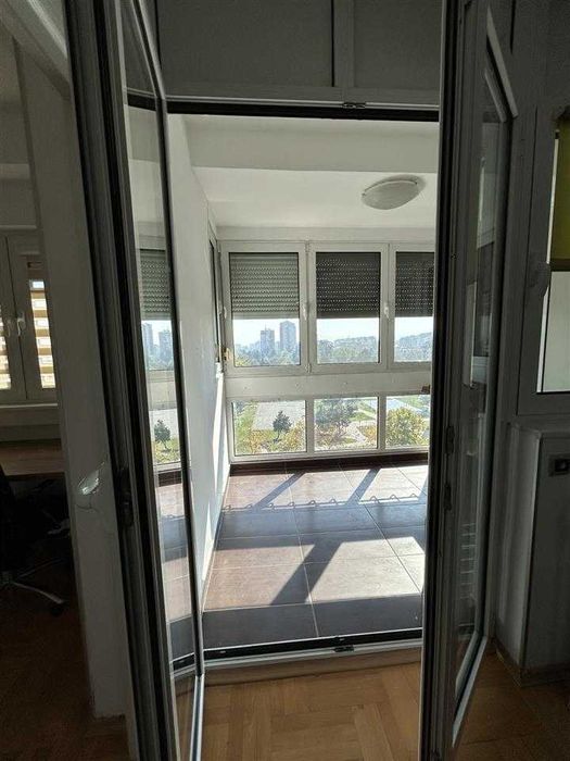 Дава се под наем Тристаен апартамент в Пловдив, Гагарин - 81 кв.м за 418.2 € - Снимка #10