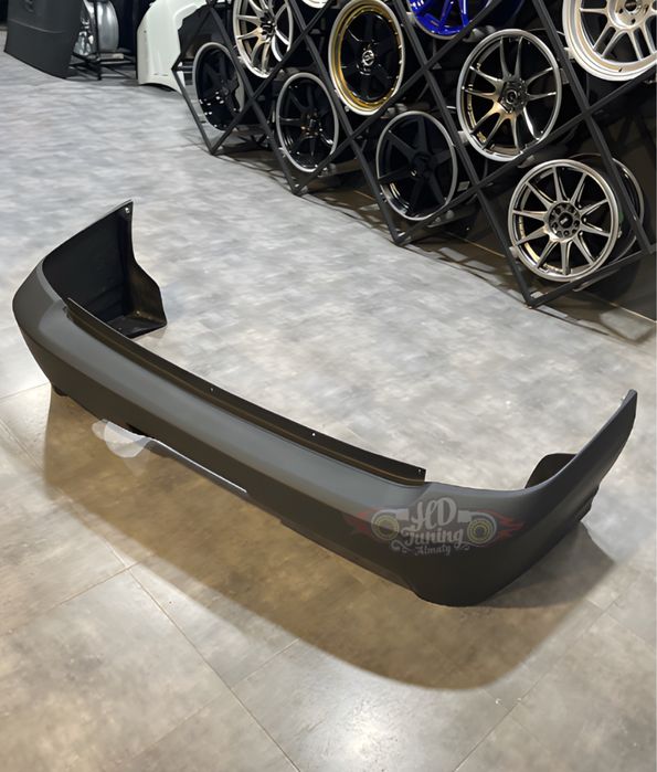 Задний бампер Liberal Subaru Forester SF