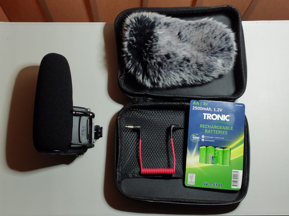 (Pret redus sarbatori) - Microfon Rode VideoMic Pro+ (plus) cu accesorii