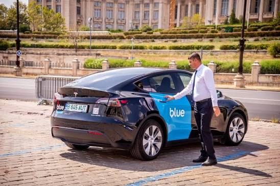 Colaborare Blue - Bucuresti/ Tesla - Capri 500 lei