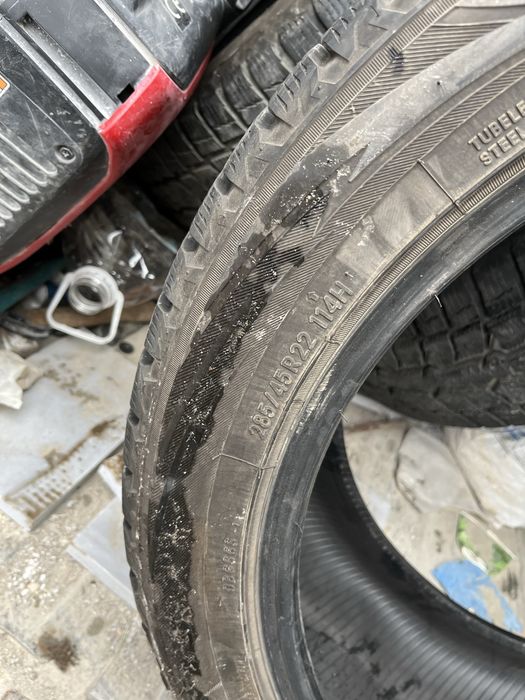 Продавам зимни гуми 285/45/R22