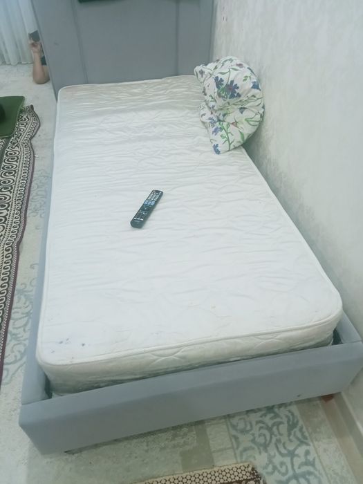 Отдам кровать даром