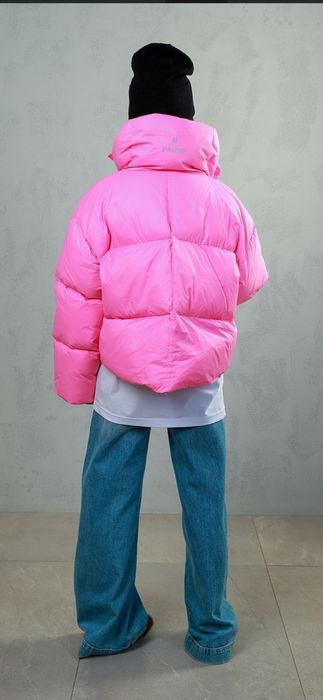 Яке с пух на Pause