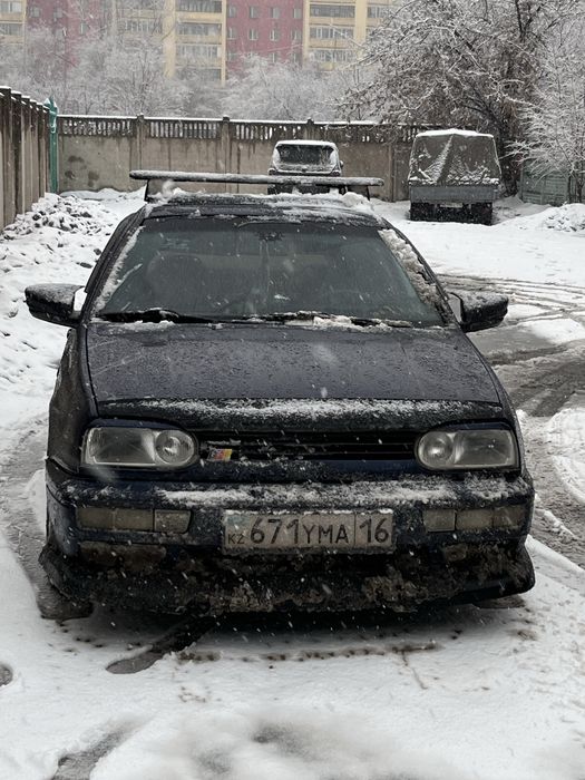 Продам гольф3  1.6 абу