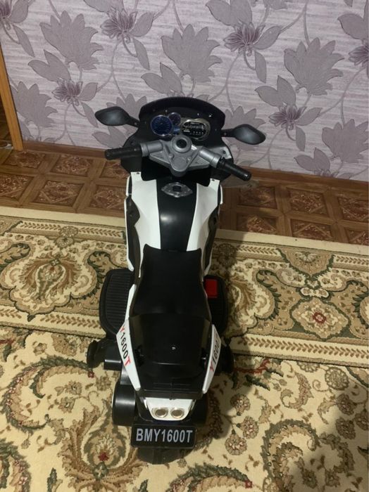 Мотоцикл двух колесный