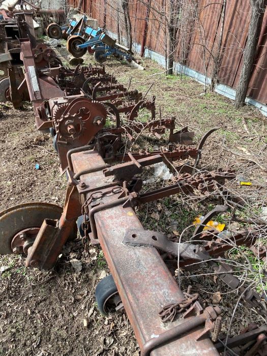 Продам свекловичный культиватор